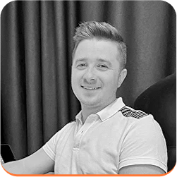 Александр Сергеев